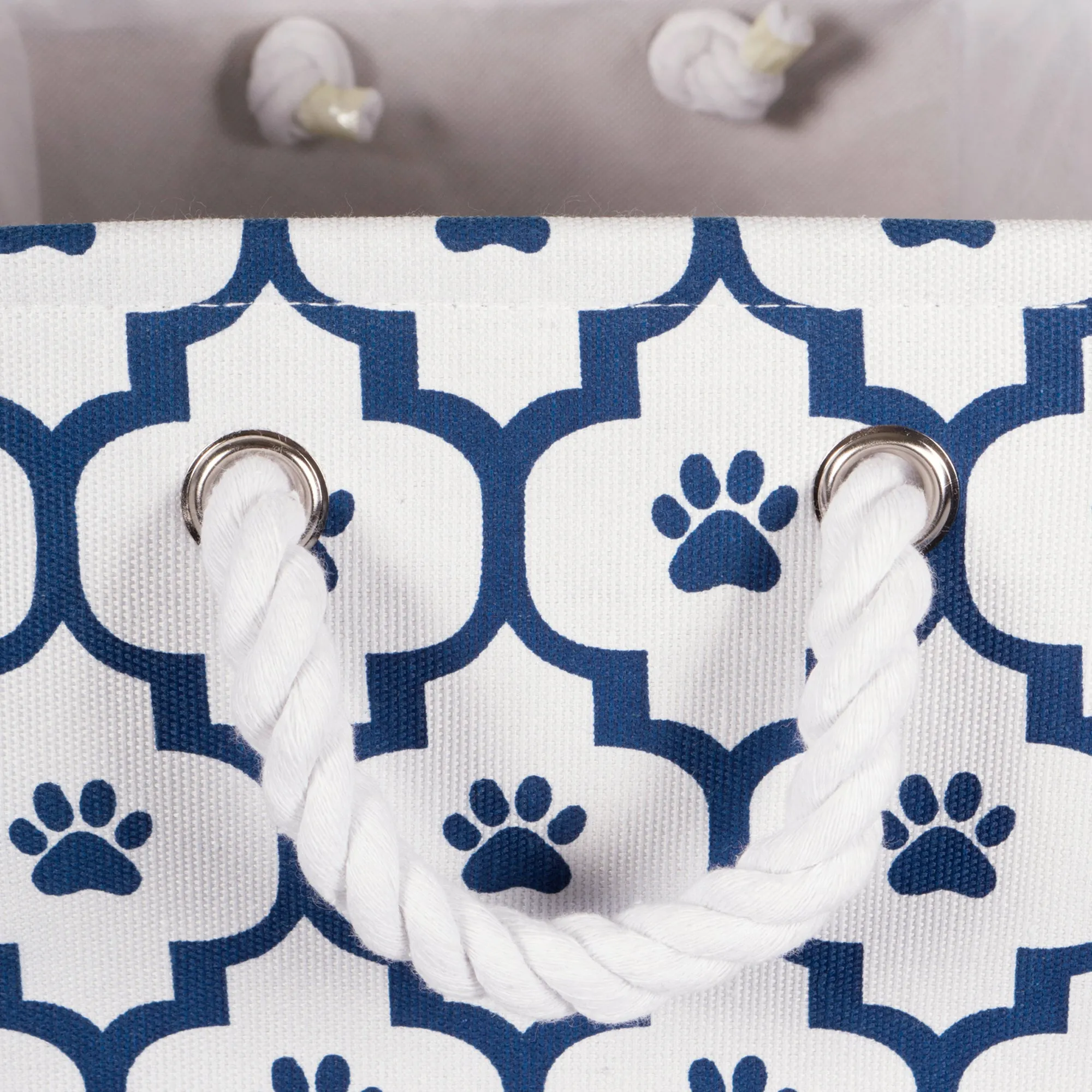 Bone Dry Pet Storage Bin, Lattice Paw Print, White/Navy, Small  -14x8x9"